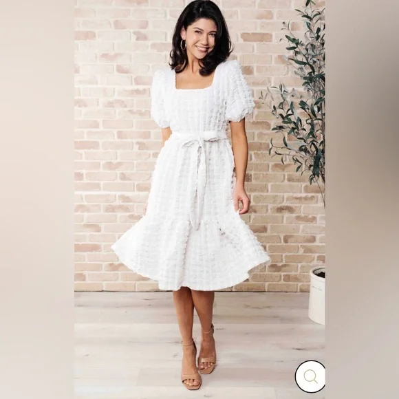 On Cloud Nine Bubble Midi Dress - Picture 1 of 12